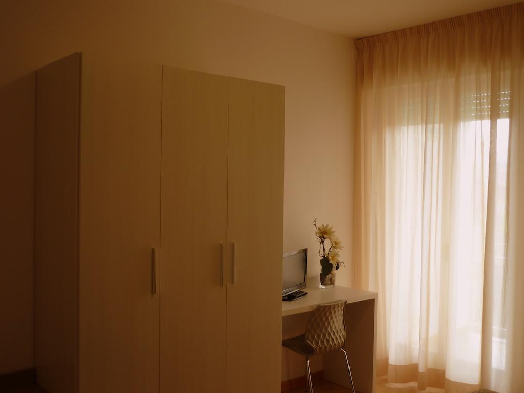 Hotel Solemare Cesenatico Værelse billede